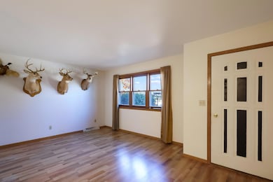 4211 Conroe St, Manitowoc, WI 54220 - photo 5