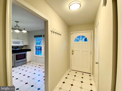 11959 Heathcote Ct, Reston, VA 20191 - photo 5