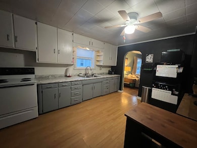 510 N Union St, Mauston, WI 53948 - photo 4