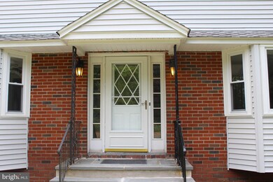 214 Bull Run Rd, Ewing, NJ 08638 - photo 3