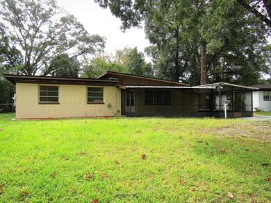 6546 Solandra Dr S, Jacksonville, FL 32210 - photo 2