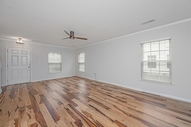 147 Old Tree Rd, Goose Creek, SC 29445 - photo 4