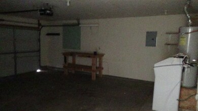 517 Venus Ave, Alamogordo, NM 88310 - photo 4