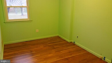 13301 Parkland Dr, Rockville, MD 20853 - photo 6