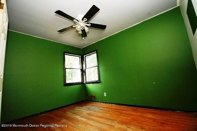 351-480652 Bedroom 2-2