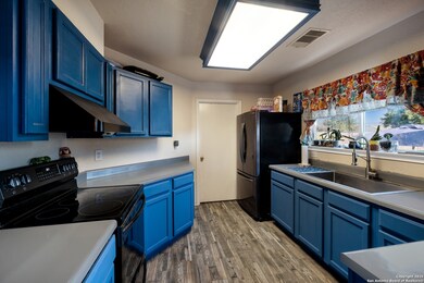 11054 Armor Arch, San Antonio, TX 78254 - photo 6