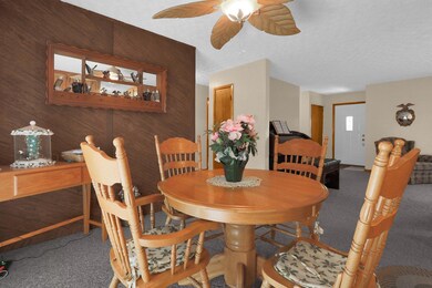 10-web-or-mls-1369-wiltshire-rd