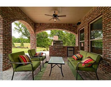 Patio/Deck. Truly an outdoor living space! The cov