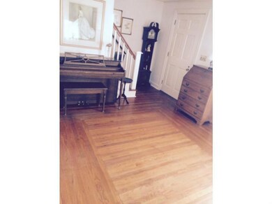 Living Room. Photo 1