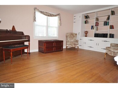 2661 Summit Ave, Broomall, PA 19008 - photo 2