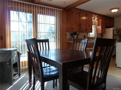 Sliding glass doors leading to the wood deck help 