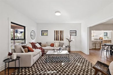 1136 26th St, Des Moines, IA 50311 - photo 7