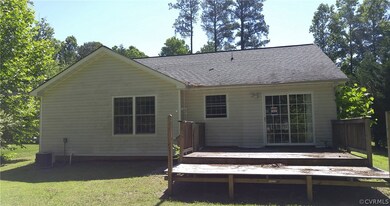 26548 N Anna Dr, Ruther Glen, VA 22546 - photo 2