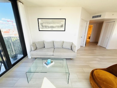 Tower Condominium at Cityplace unit 702, West Palm Beach, FL 33401 - photo 6