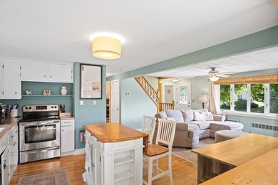 54 Eastern Ave, Woburn, MA 01801 - photo 5