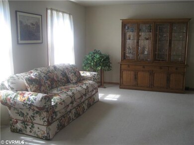 Living Room - The bright and spacious Living Room 