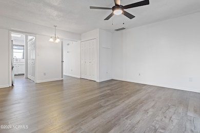 135 Greenford Place, Jacksonville, NC 28540 - photo 6