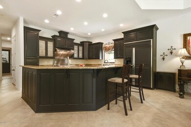 open concept kitchen/ bar seating