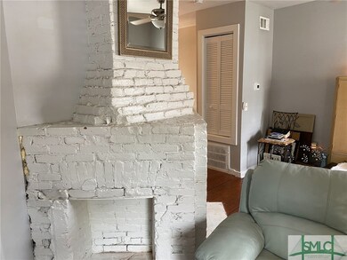 537 E Macon St, Savannah, GA 31401 - photo 4