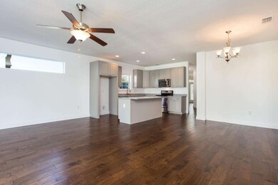 2002 Waverly Pl