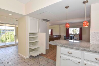 Kitchen-Pantry Pull Outs