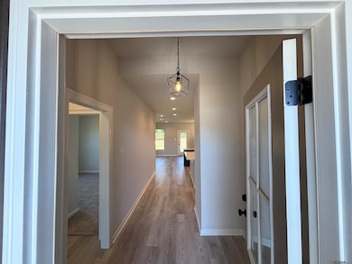 1506 W Cypress St, Gonzales, LA 70737 - photo 3