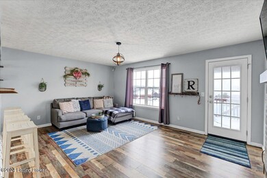 125 Kristen Marie Ct, Mount Washington, KY 40047 - photo 7