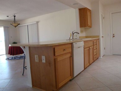 GREAT KITCHEN FOR ENTERTAINING