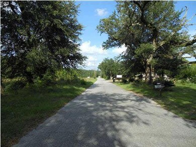 LOT 8 Chellie Rd, Pensacola, FL 32526 - photo 4