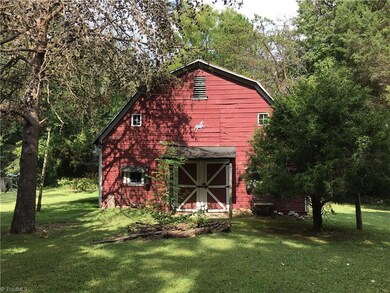 Country Estate in the City - It has this quaint Red Barn, and garden space!