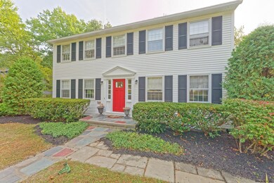 29 Folmsbee Dr, Albany, NY 12204 - photo 5