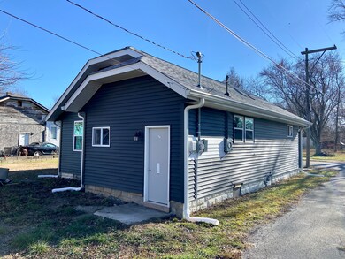 1704 W 15th St, Anderson, IN 46016 - photo 5