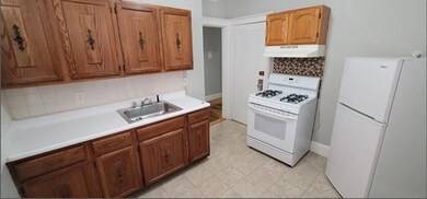 121 Hawthorne St unit D5, Chelsea, MA 02150 - photo 2