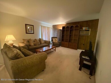 7 Pine Cluster Cir unit E, Manalapan, NJ 07726 - photo 4