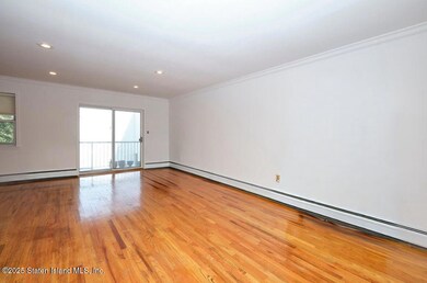 400 Aspen Knolls Way unit B2, Staten Island, NY 10312 - photo 6
