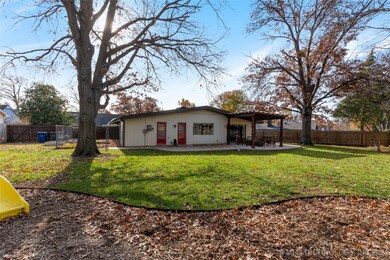 7077 E 53rd St, Tulsa, OK 74145 - photo 3