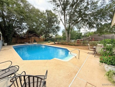 143 Honeysuckle Ct, Millbrook, AL 36054 - photo 4