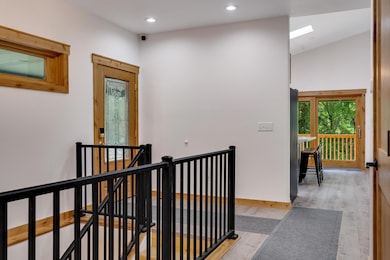 Foyer/Entry