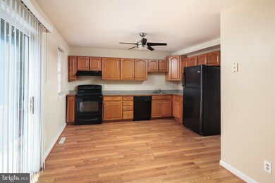 1494 Harford Square Dr, Edgewood, MD 21040 - photo 4