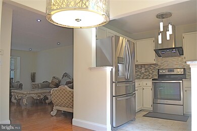 8917 Whitsell Way, Lorton, VA 22079 - photo 6