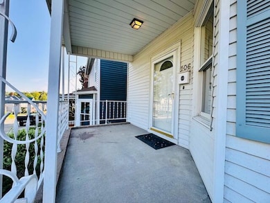106 E 8th St, Muscatine, IA 52761 - photo 3