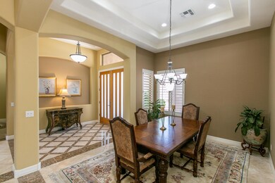 4) FORMAL DINING
