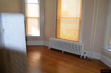 527 N Broad St, Mankato, MN 56001 - photo 7