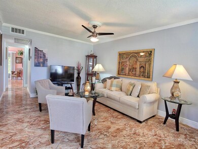 73 Windsor D, West Palm Beach, FL 33417 - photo 4