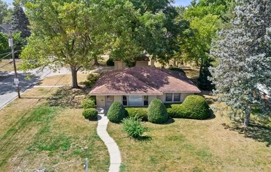 816 S President St, Wheaton, IL 60189 - photo 4