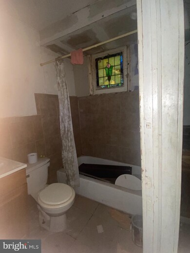 2700 Springhill Ave, Baltimore, MD 21215 - photo 7