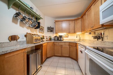 575 Broad St unit 115, East Weymouth, MA 02189 - photo 4