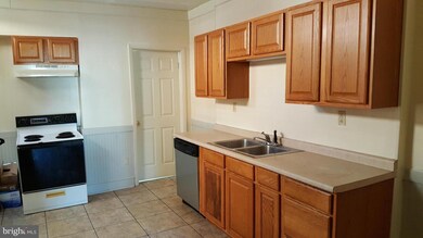 114 N 5th St, Columbia, PA 17512 - photo 5