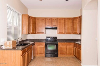 Kitchen (2)-