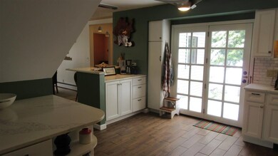 1237 Irish Hill Rd, Shelburne, VT 05482 - photo 7